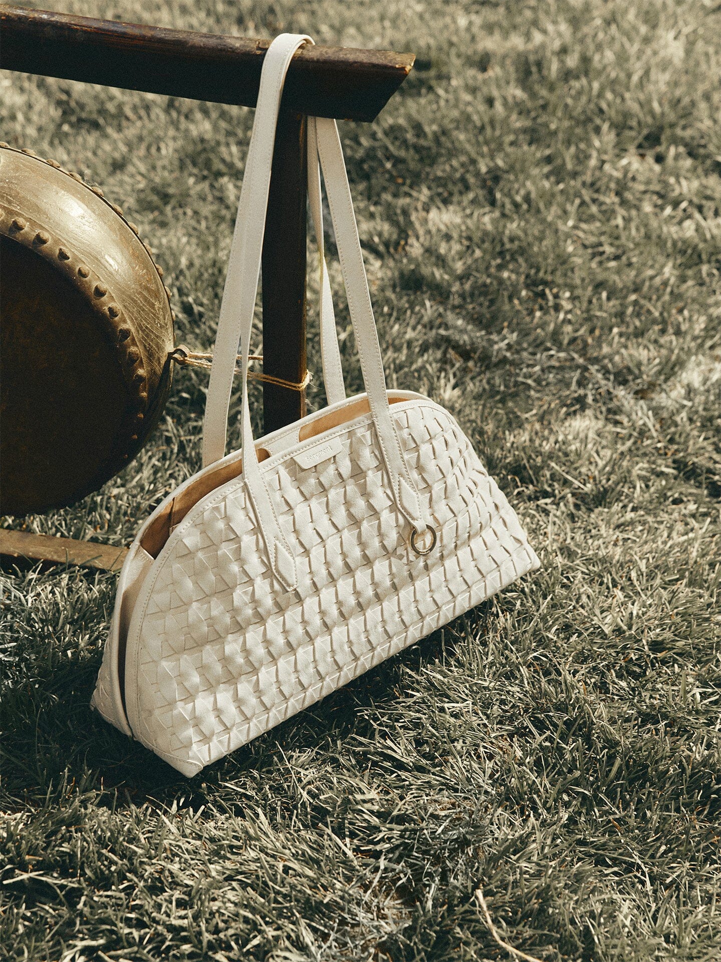 Lattice Shellseeker Bag - Image 3