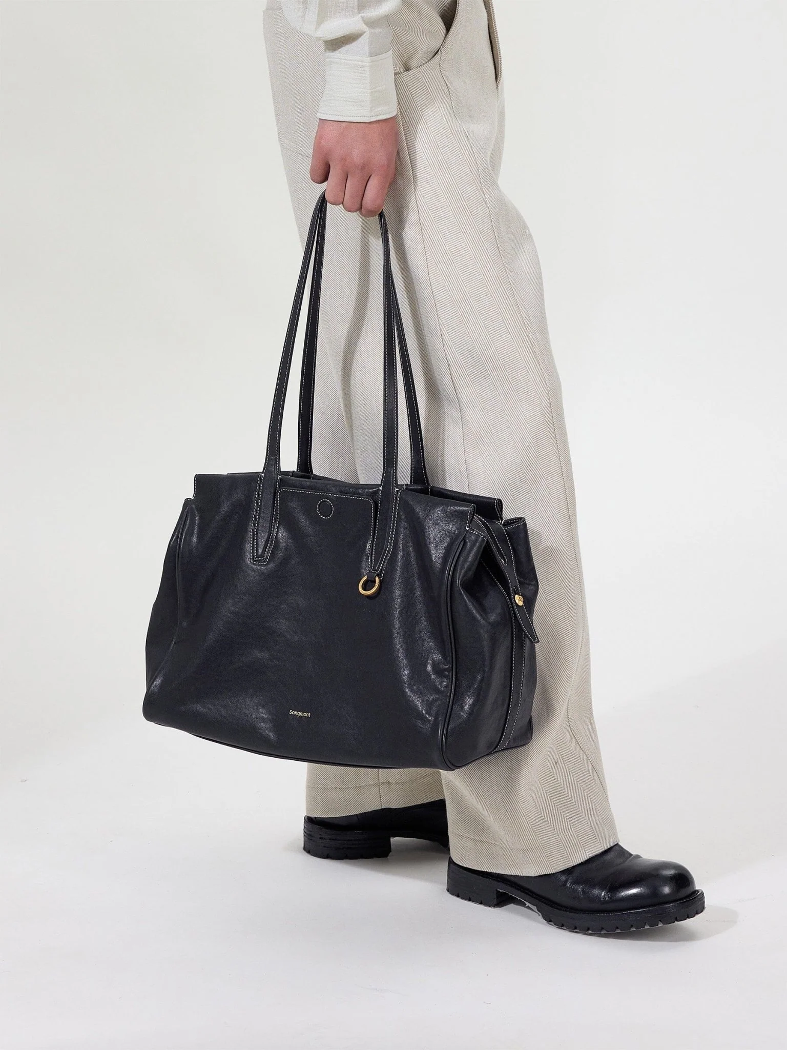 Medium Yore Duffle Bag - Image 4