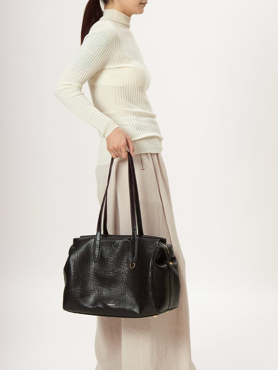 Medium Yore Duffle Bag - vegan leather - Image 3