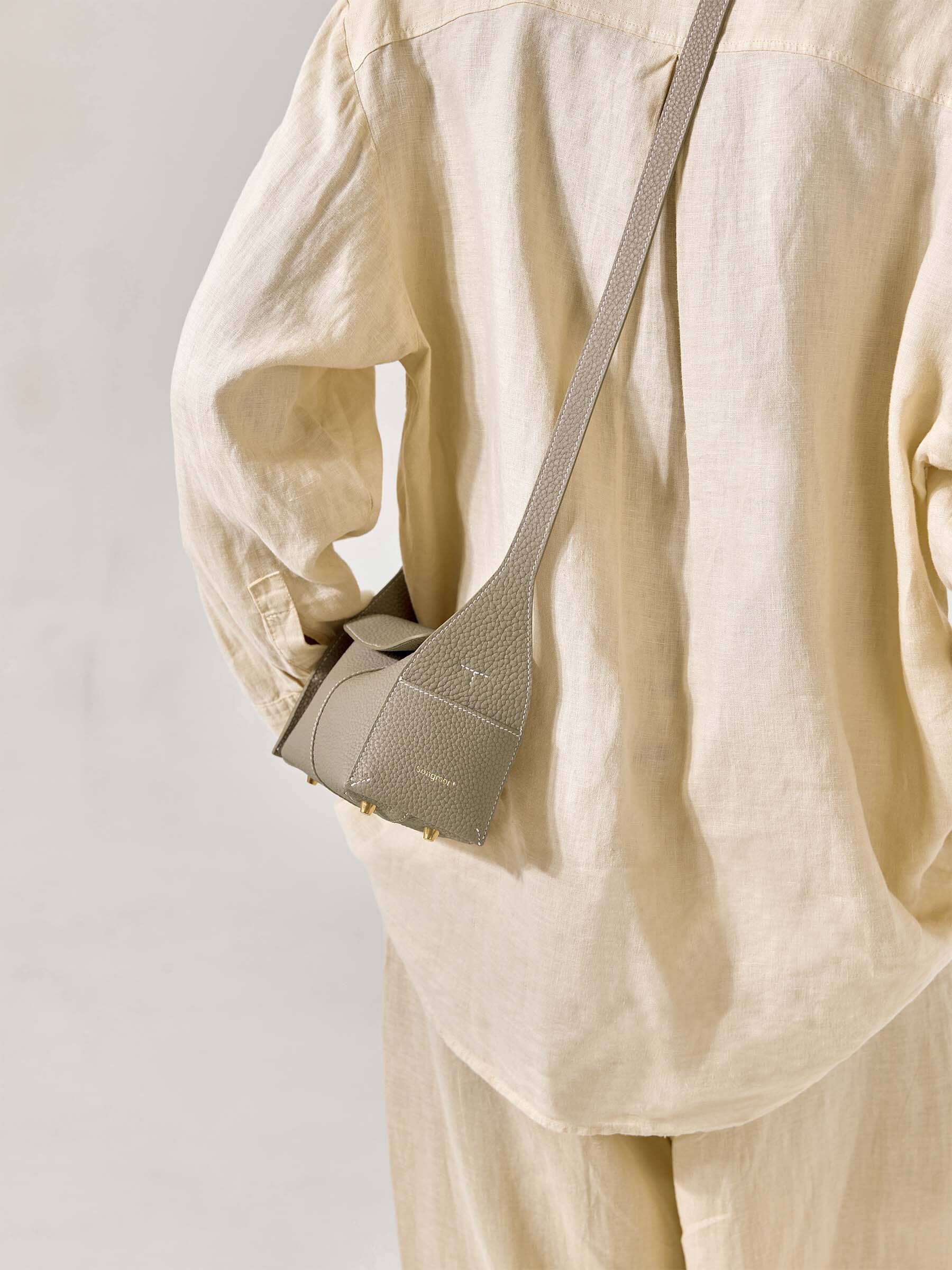 Mini Drippy Roof Bag - Image 9